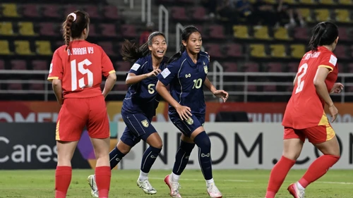 Thắng đậm U20 nữ Việt Nam, chủ nhà Thái Lan chính thức vào tứ kết giải châu Á