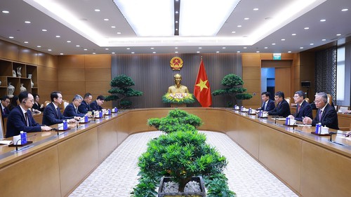 Thủ tướng Lê Minh Hưng tiếp Đại sứ Trung Quốc Hà Vĩ