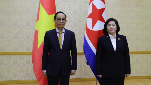 Đặc phái viên của Tổng Bí thư, Chủ tịch nước Tô Lâm, đồng chí Lê Hoài Trung, Ủy viên Bộ Chính trị, Bộ trưởng Bộ Ngoại giao thăm Triều Tiên