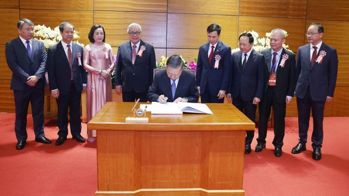 Tổng Bí thư, Chủ tịch nước Tô Lâm: Đại học Quốc gia Hà Nội tiếp tục vươn lên trở thành biểu tượng của trí tuệ Việt Nam