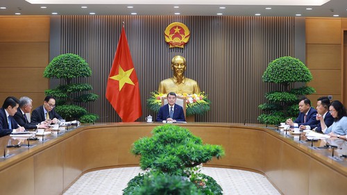 Thủ tướng Lê Minh Hưng điện đàm với Thủ tướng New Zealand Christopher Luxon