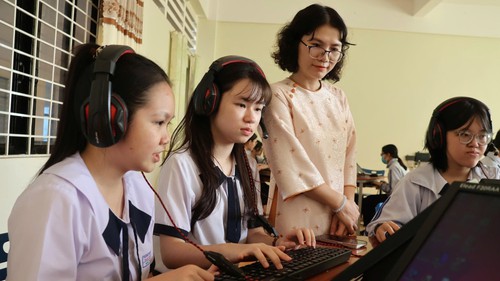 Xây dựng xã, phường xã hội chủ nghĩa: Y tế là nền tảng, giáo dục là thước đo