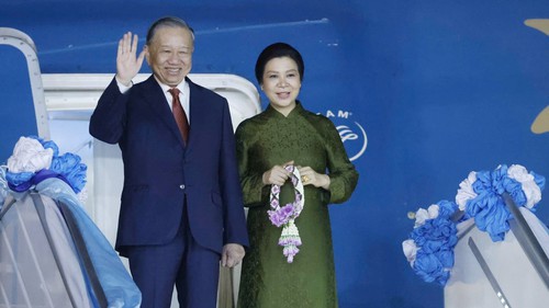Tổng Bí thư, Chủ tịch nước Tô Lâm và Phu nhân lên đường thăm cấp Nhà nước Cộng hòa Singapore