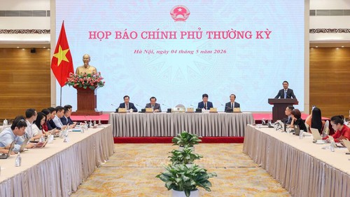 Họp báo Chính phủ thường kỳ: Thống nhất một bộ sách giáo khoa từ năm học 2026-2027