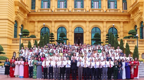 Tổng Bí thư, Chủ tịch nước Tô Lâm:
Báo chí phải bám sát thực tiễn, tôn trọng sự thật, lấy lợi ích của nhân dân làm điểm xuất phát