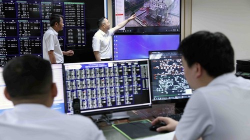 Chuyên gia Pháp hiến kế để công nghệ Việt Nam tránh "bẫy bảo hộ"