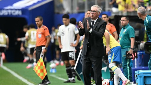 Brazil lọt vào vòng 16 đội: Ancelotti xứng danh Quý ông “biết trước mọi thứ”