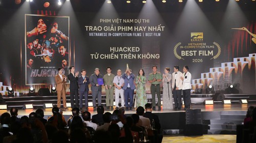 "Tử chiến trên không" giành cú đúp giải thưởng tại DANAFF IV