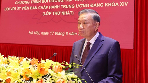 Tổng Bí thư, Chủ tịch nước Tô Lâm dự khai mạc Chương trình bồi dưỡng, cập nhật kiến thức đối với Ủy viên Ban Chấp hành Trung ương Đảng khóa XIV