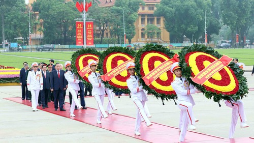 81 năm Quốc khánh: Lãnh đạo Đảng, Nhà nước vào Lăng viếng Chủ tịch Hồ Chí Minh