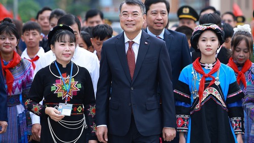 Thủ tướng Lê Minh Hưng: Đổi mới thực chất từ bên trong mỗi nhà trường, mỗi lớp học