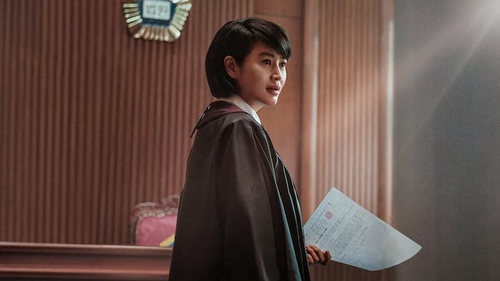 Kim Hye Soo - 'Bà trùm' dòng phim tội phạm sắp tái xuất trong 'Toà án vị thành niên'