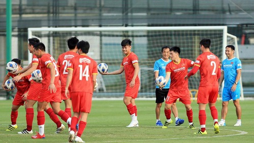 Tuyển Việt Nam hội quân chờ đấu Nhật Bản và Saudi Arabia