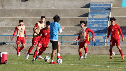 HLV Gong Oh Kyun tuyển quân cho SEA Games 32