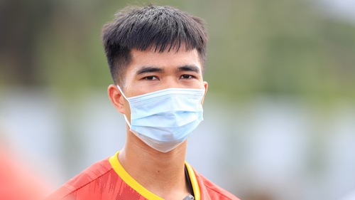 Tiền đạo Đình Duy: ‘Sẽ cố gắng hiểu chiến thuật của thầy Park’