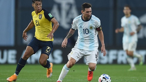 Argentina 3–0 Ecuador: Messi 'làm hết', Argentina tiến vào bán kết