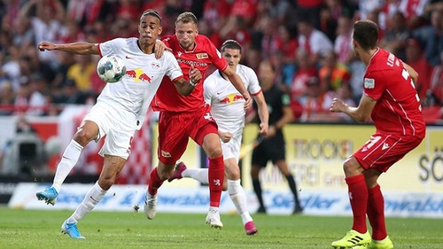 Soi kèo nhà cái Augsburg vs Union Berlin. Nhận định, dự đoán bóng đá Bundesliga (21h30, 5/2)