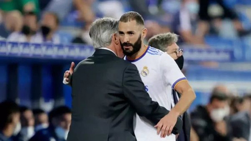 Ancelotti có thể làm gì để lấp vào khoảng trống Benzema để lại?