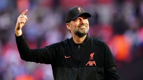 Bóng đá hôm nay 15/5: MU vá hàng thủ bằng siêu trung vệ, Klopp đi vào lịch sử