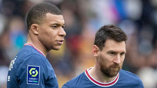 Bóng đá hôm nay 20/8: MU chiêu mộ thành công Casemiro, Mbappe muốn loại nhóm cầu thủ Argentina