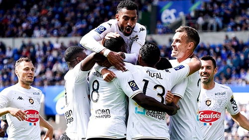 Soi kèo nhà cái Angers vs Reims. Nhận định, dự đoán bóng đá Ligue 1 (0h00, 1/9)