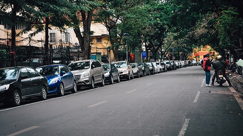 Từ sáng nay, 1/5: Tìm chỗ đỗ ôtô ở Hà Nội bằng IParking thế nào?