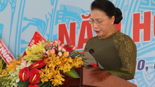 Tưng bừng Lễ khai giảng năm học mới khắp cả nước