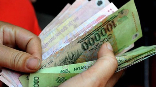 Vay tiêu dùng coi chừng 'sập bẫy' lãi suất 'cắt cổ'