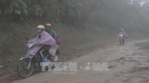 Bão số 15 suy yếu, bão Tembin di chuyển theo hướng Tây và đang mạnh lên