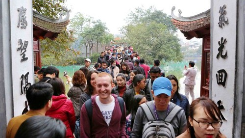 Văn hóa Hà Nội năm 2017 - 2018: Giữ gìn nét cổ kính, nâng cao văn hóa ứng xử