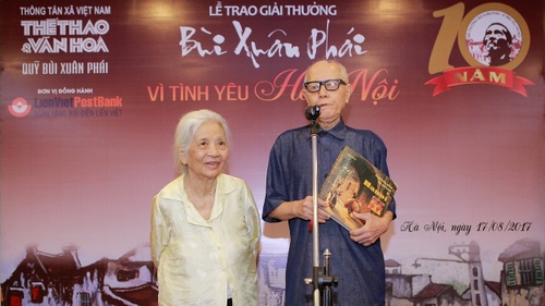 Nhà văn hóa Hữu Ngọc: Những cái Tết đến 'chết' cũng không quên