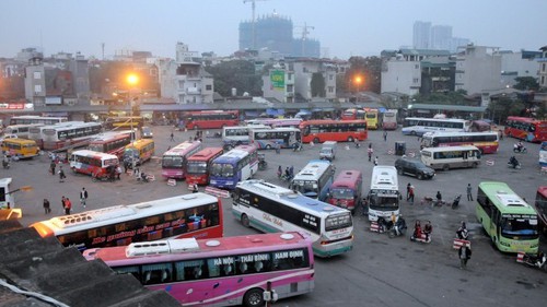 Áp lực giao thông dịp Tết: Đề nghị CSGT sử dụng số đường dây nóng bằng số di động