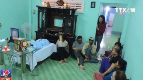 VIDEO bé trai 2 tuổi rơi xô đựng nước tử vong tại nhà trẻ