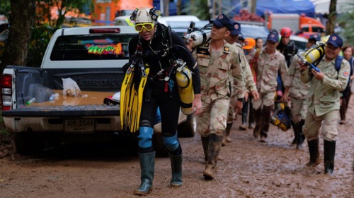 Thách thức trong giải cứu đội bóng thiếu niên Thái Lan