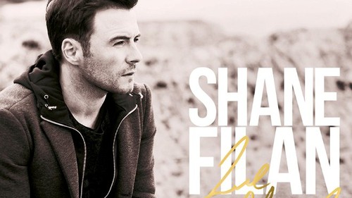 Ca khúc 'Beautiful In White': Từ bị ghẻ lạnh đến bản hit lớn nhất sự nghiệp của Shane Filan