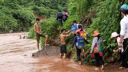 Ngày khai trường, ngẫm lại câu 'chi bằng học'
