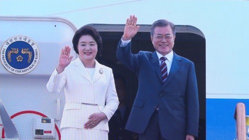 Tổng thống Hàn Quốc rời thủ đô Seoul tới Bình Nhưỡng dự thượng đỉnh liên Triều