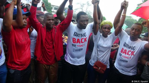 Liberia điều tra vụ gần 100 triệu USD tiền giấy mới in bị 'bốc hơi'