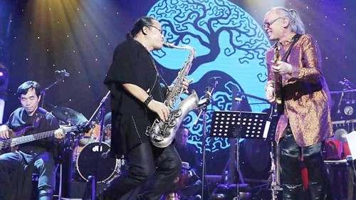 Liveshow - Sự 'trỗi dậy' của các nghệ sĩ dòng nhạc 'chính thống'