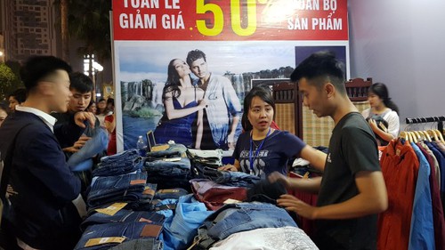 Hà Nội khai mạc Hội chợ Vàng khuyến mại 2018