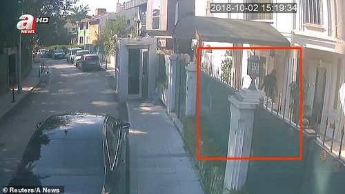 Xuất hiện đoạn băng sát thủ khiêng thi thể nhà báo Khashoggi vào nhà Tổng lãnh sự Saudi Arabia