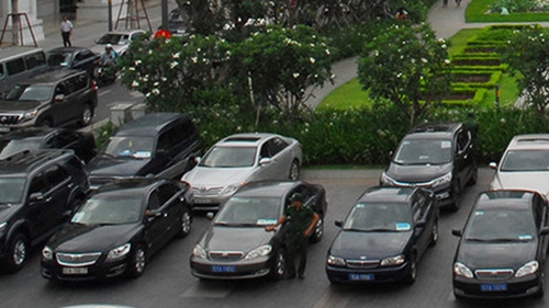 Quy định mới về tiêu chuẩn, định mức sử dụng xe ô tô của các chức danh lãnh đạo