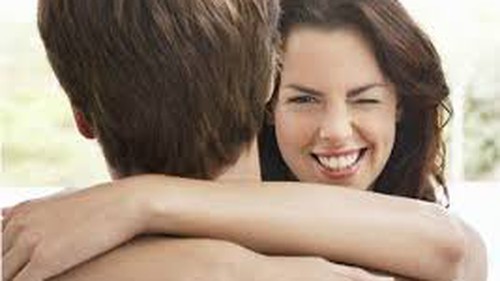 Truyện cười bốn phương: Người đàn ông gợi cảm