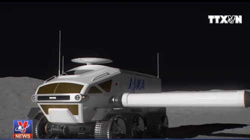 VIDEO: Khám phá mặt trăng trên xe Toyota