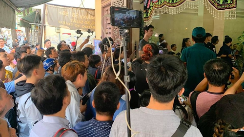 Từ 'giang hồ mạng' đến 'kền kền' ở đám tang