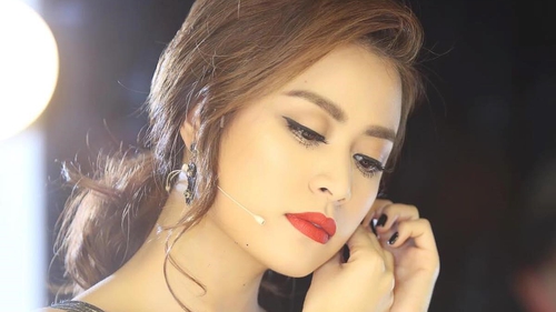 Hoàng Thùy Linh tái xuất màn ảnh với phim cảnh sát hình sự 'Mê cung'