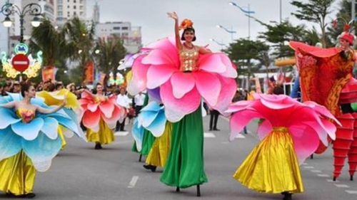 Người dân Thanh Hóa háo hức với Carnival đường phố lần đầu tiên