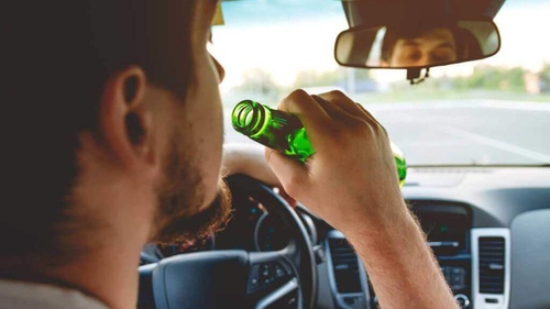 Xử lý lái xe uống rượu bia: Luật cấm gần 150 năm tuổi của Vương quốc Anh