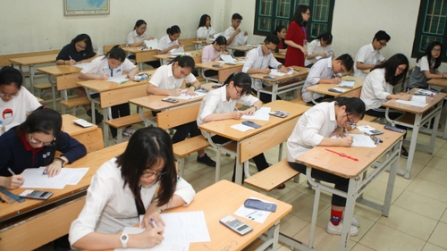 Những ngả đường 'ngoài công lập'