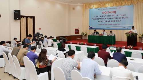 Dự thảo Nghị định quy định về hoạt động nghệ thuật biểu diễn: tranh luận gay gắt về phân cấp quản lý cấp phép cho địa phương